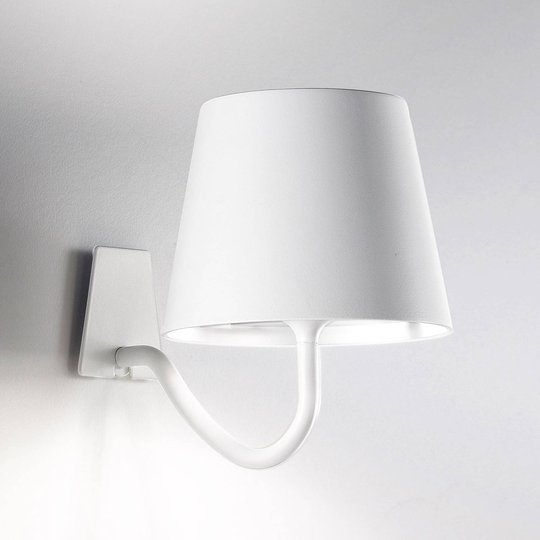 LED-seinävalaisin Poldina, himmennetävä, akku