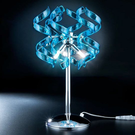 Kiehtova pöytävalaisin Blue