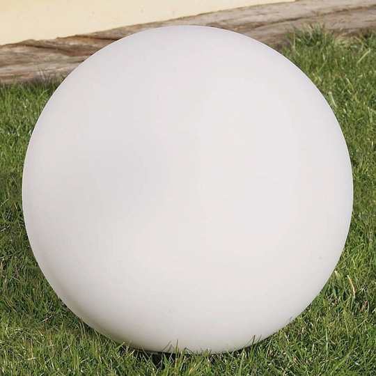 Koristeellinen CISNE-pallovalo ulkokäyttö Ø 50 cm