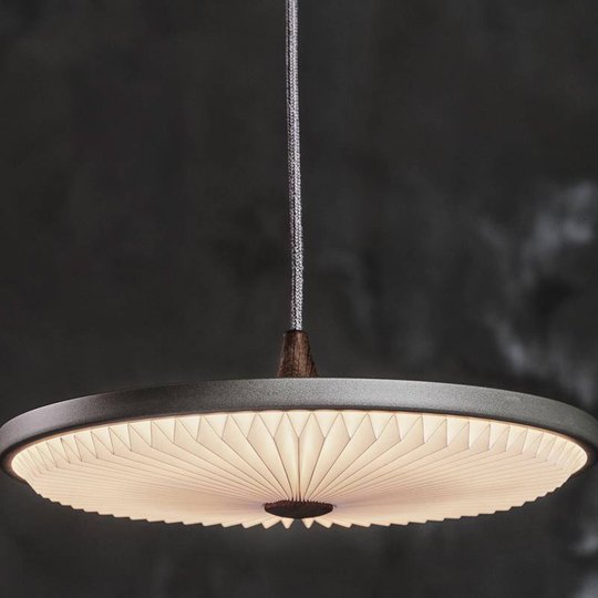 LE KLINT Soleil -riippuvalo 35 cm tumman himmennys
