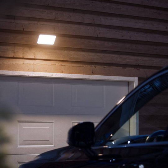 Philips Hue White Welcome kohdevalo ulos 2 300 lm