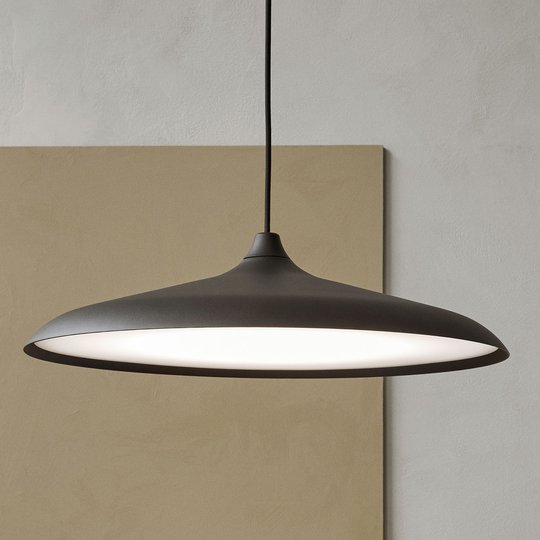Menu Circular Lamp LED-riippuvalaisin, musta