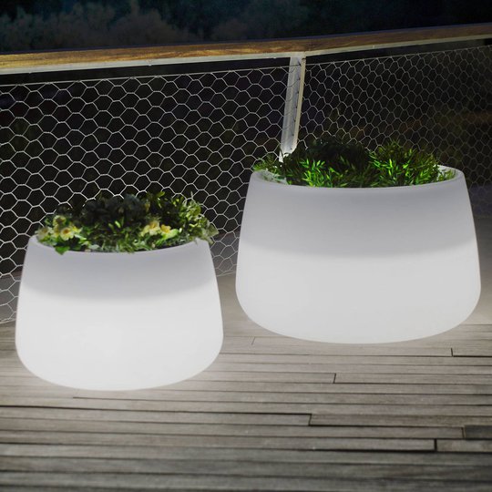 Newgarden Camelia 60 -LED-kukka-astia, akku