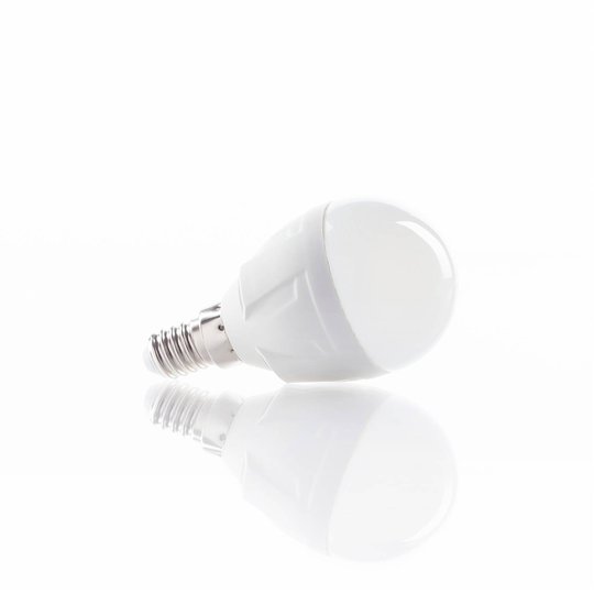 LED-pisaralamppu E14 6 W 830, lämmin valkoinen