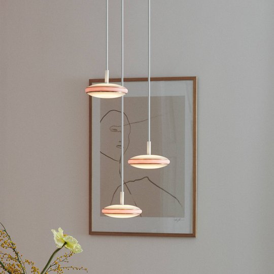 Shade ØS1 riippuvalo, messinki, PVC-vaijeri Node