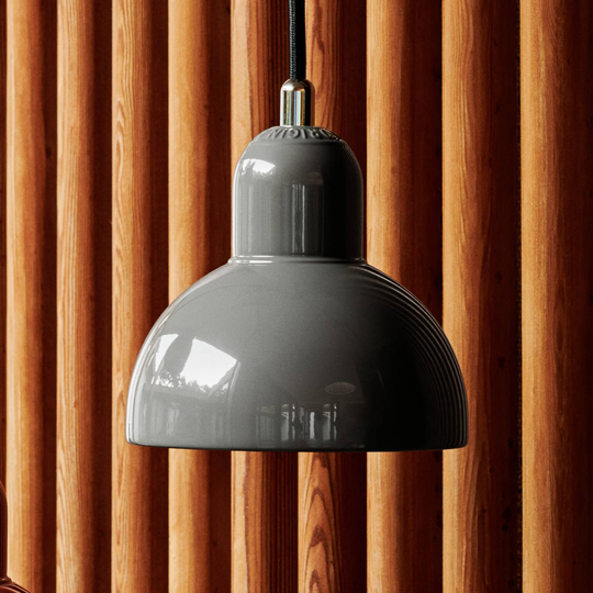 FRITZ HANSEN Kaiser Idell 6722-P, kiiltävä, kivi