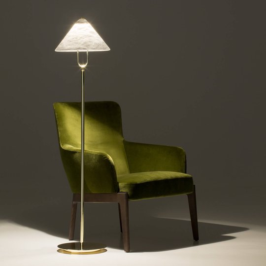 LED-lattiavalo Fuji alabasterivarjostimella