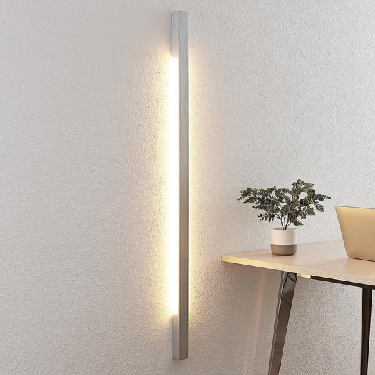 Arcchio Ivano -LED-seinävalaisin 130 cm, alumiini