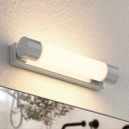 Lindby Hamina - kylpyhuoneen LED-peilivalo, 36 cm