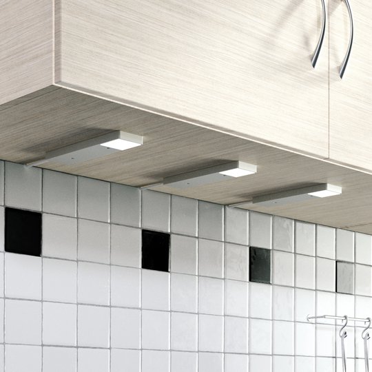 LED-kaapinalusvalaisin Amaryll, 3 kpl/sarja