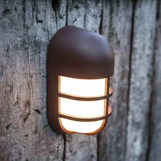 LED-ulkoseinävalaisin Bullo, ruosteenruskea