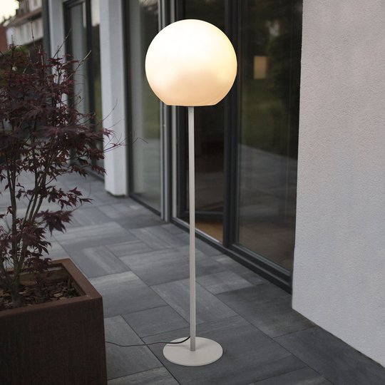 Pallovarjostin-terassilamppu Sunbeam IP64