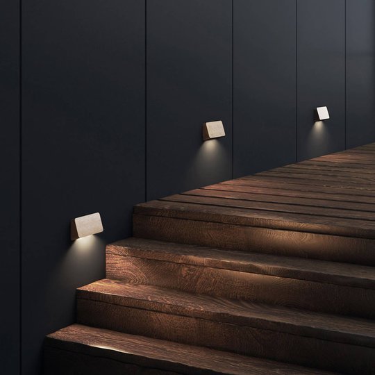Astro Incline Twin -LED-ulkoseinälamppu messinkiä