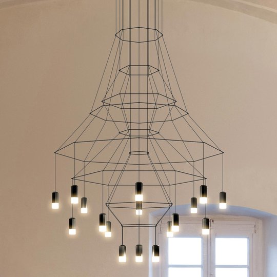 Ulottuva LED-riippuvalaisin Wireflow mustana