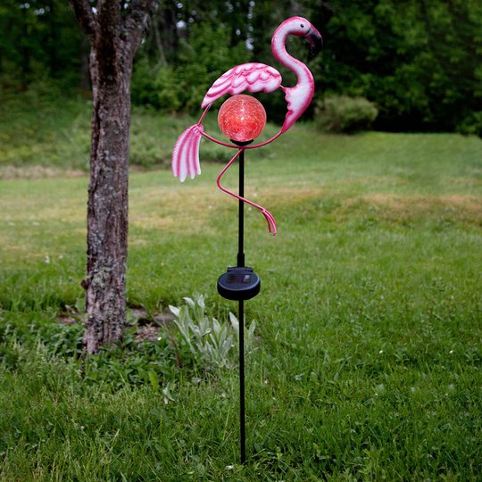 Flamingo-LED-maapiikkivalo aurinkomoduulilla