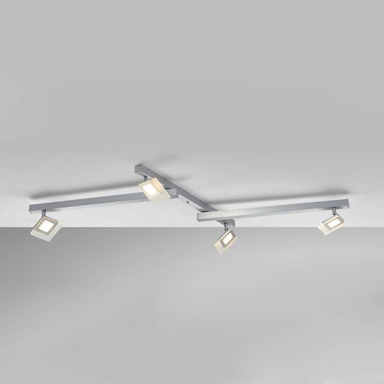 Ainutlaatuinen LED-kattovalaisin Line 4-lamppuinen