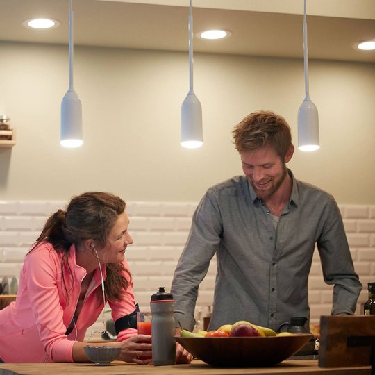 Philips Hue White Ambiance Devote -riippuvalo