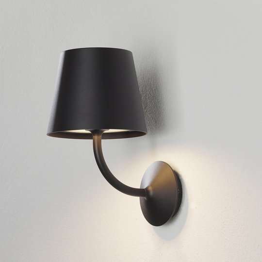 LED-ulkoseinälamppu Justin, musta