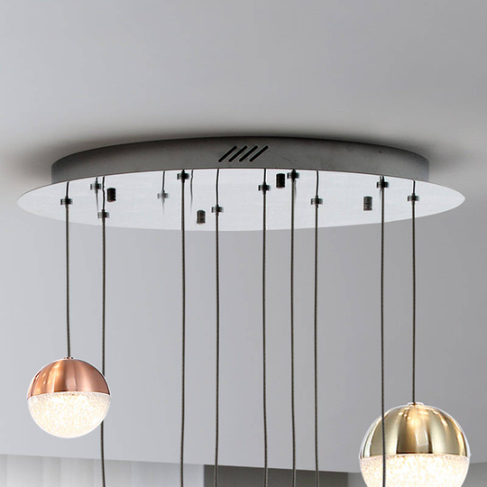 LED-riippuvalaisin Sphere multicolour 9-lamppuinen