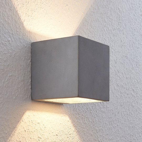 LED-seinävalaisin Keir betonista