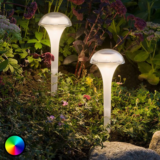 Värikäs aurinkokäyt. LED-valaisin Assisi maapiikki