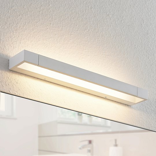 Arcchio Jora -LED-seinävalaisin, IP44, 60 cm