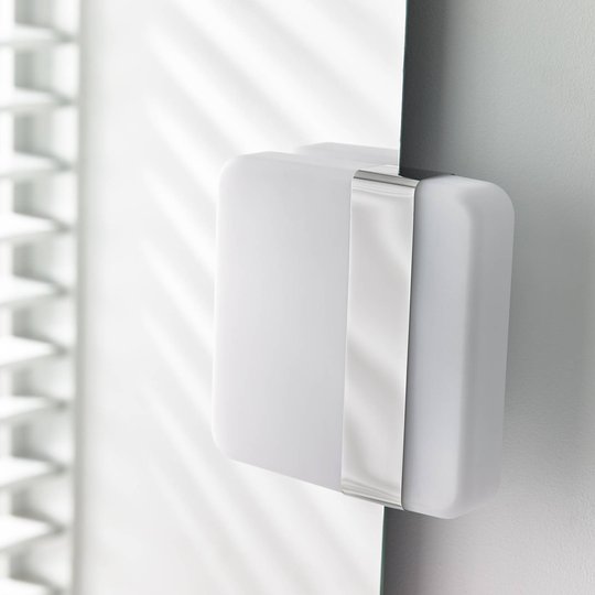 Epäsymmetrisesti jaettu LED-seinävalaisin Becky