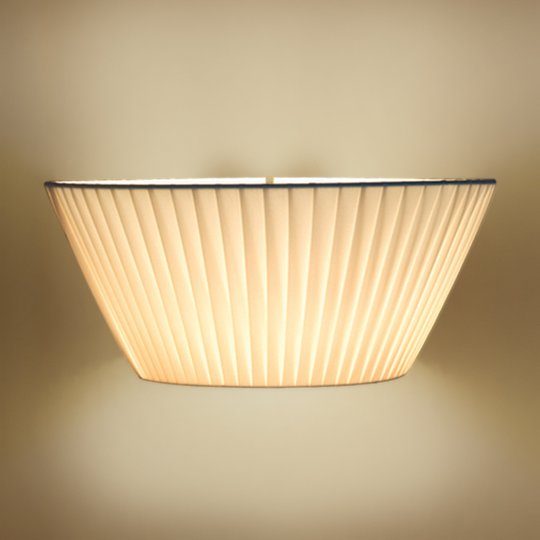 Upea Emma-seinävalaisin beige, leveys 50 cm