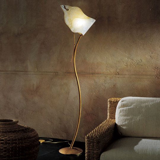 Ainutlaatuinen design-lattiavalaisin FIRENZE