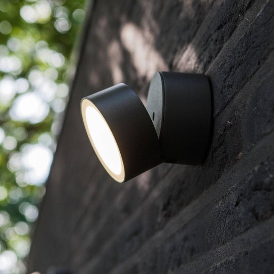 Kallistettava LED-ulkoseinävalaisin Trumpet