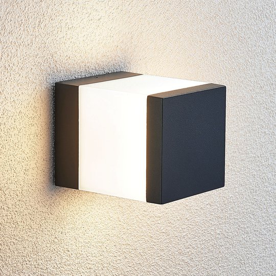 LED-ulkoseinälamppu Litas, kulmikas, tummanharmaa