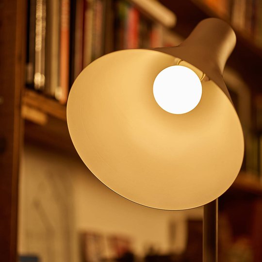 Philips E27 LED-lamppu WarmGlow 5 W himmennettävä