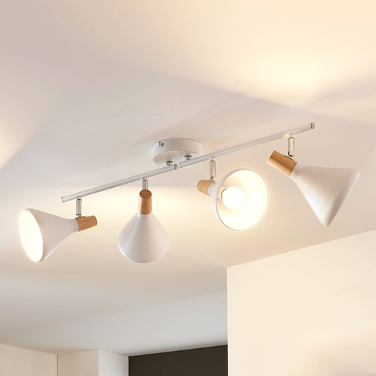 Nelilamppuinen LED-kattovalaisin Arina, puuta