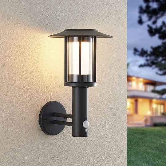 Lindby Volki - aurinkokäyttöinen LED-seinälamppu