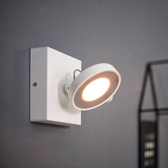 Clockwork – LED-seinävalaisin WarmGlow