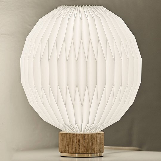 LE KLINT 375 -pöytävalo, muovivarjostin 25 cm