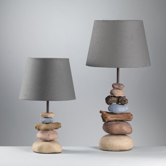 Pöytävalo Vera kangasvarjostin ja kivikoriste 38cm