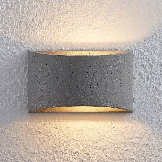 Lindby Edvin LED-seinävalaisin, puolipyöreä.