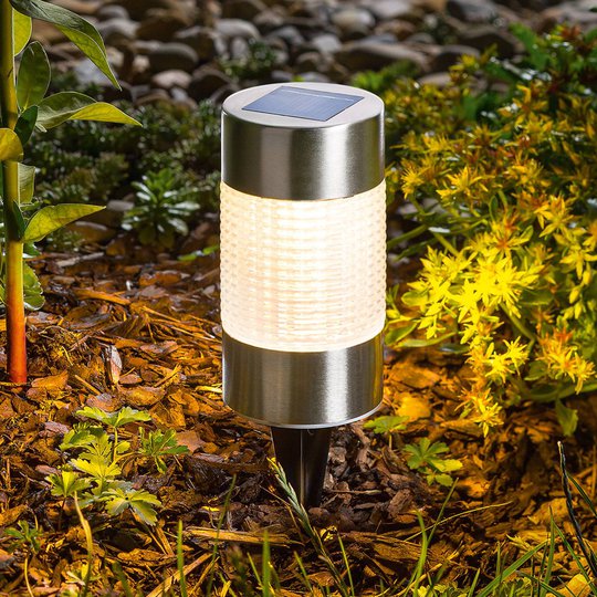 Puc Light -maapiikkivalaisin aurinkokennolla LED
