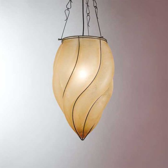 Taianomainen Pozzo-riippuvalaisin, 26 cm