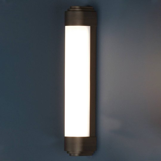 Astro Belgravia -LED-seinävalaisin, 60 cm