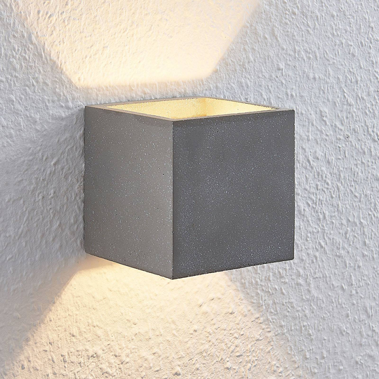 Lindby Nellie LED-seinävalaisin, leveys 11,5 cm