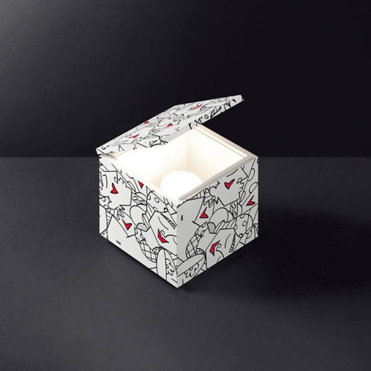 Cini&Nils Cuboluce LED-pöytälamppu Britto white