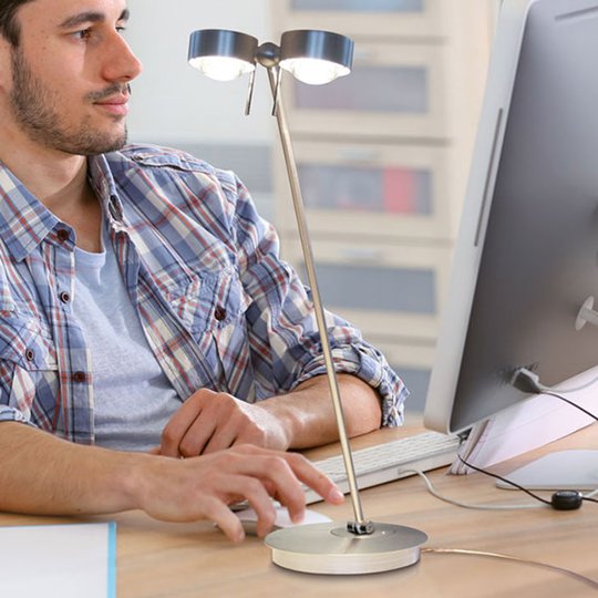 LED-pöytävalaisin Puk Table Twin, matta kromi