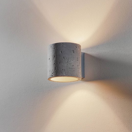 Seinävalaisin Ara betoninen lieriö