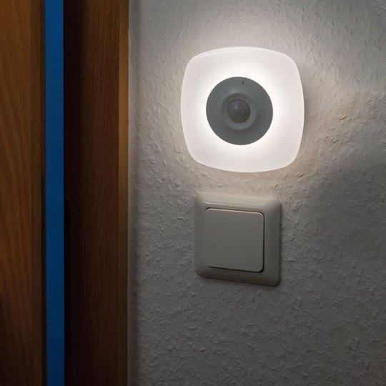 Paulmann Viby -LED-yövalo, siirrettävä, kulmikas