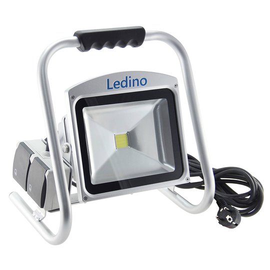 LED-valonheitin Eros 2 pistorasialla, IP65