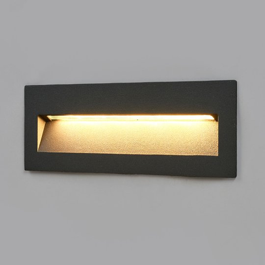 Tumma LED-uppovalaisin Loya, ulkoseinäasennus