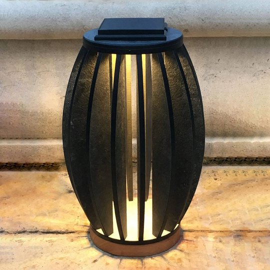 Aurinkokäyttöinen LED-valaisin Pastek anturilla
