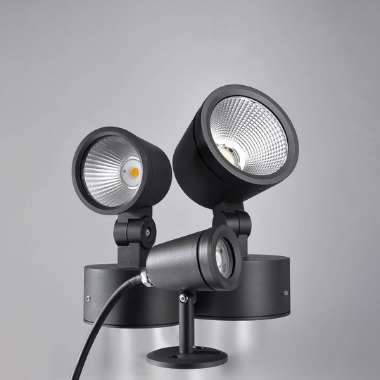 LED-ulkokohdevalo Colt lämmin valkoinen 1 090 lm